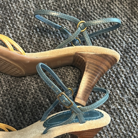 Aerosoles open toe heels - Picture 7 of 15